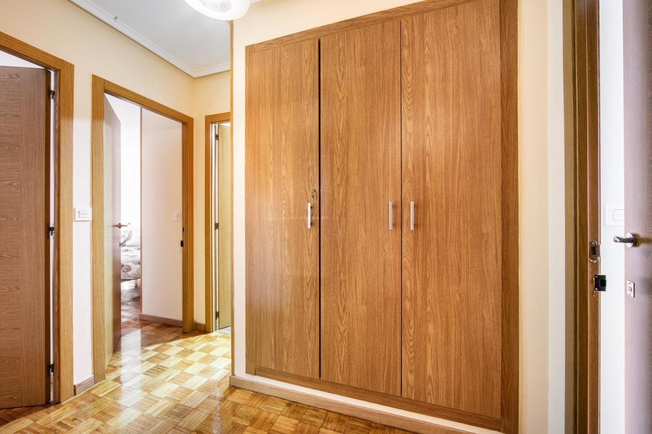 Magnifico Apartamento En El Centro De Oviedo Luaran gambar