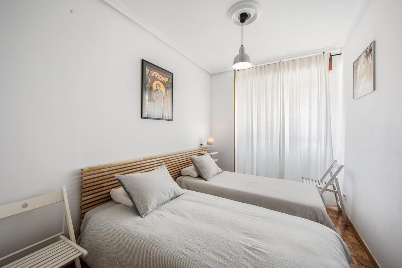 Magnifico Apartamento En El Centro De Oviedo Luaran gambar