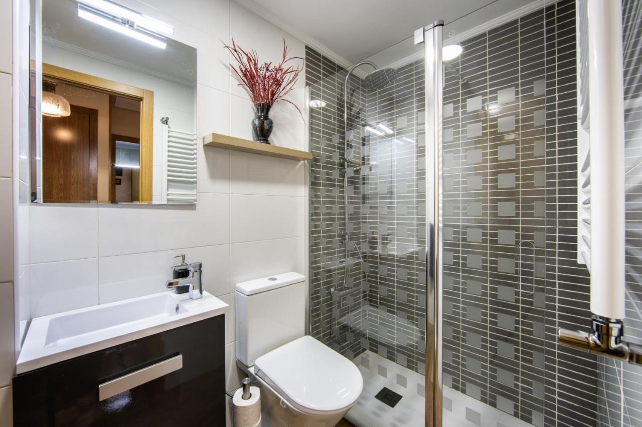 Magnifico Apartamento En El Centro De Oviedo Luaran gambar