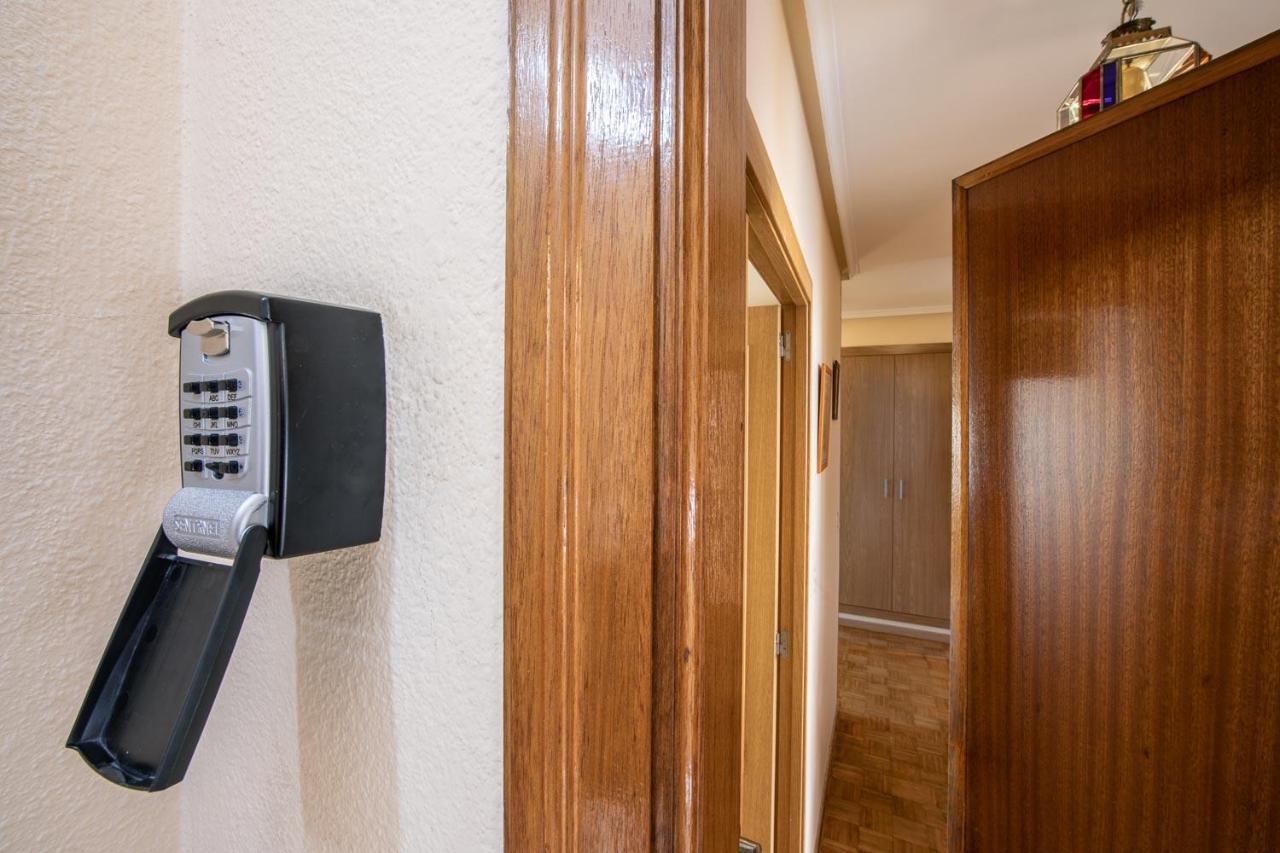 Magnifico Apartamento En El Centro De Oviedo Luaran gambar